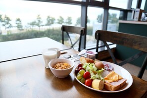 Free daily self-serve breakfast - Hotel Laon (Busan)