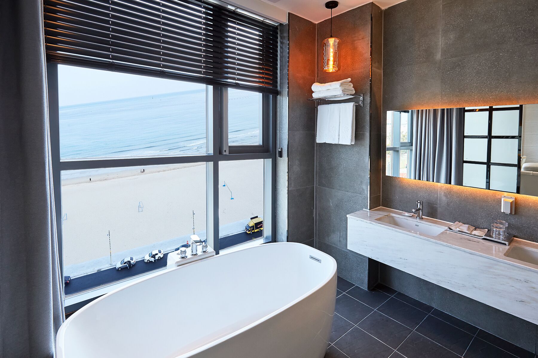 family suite, 2 double beds, non smoking, partial ocean view | bathroom | free toiletries, hair dryer, bathrobes, slippers
