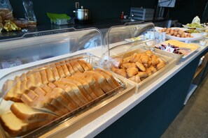 Free daily self-serve breakfast - Hotel Laon (Busan)