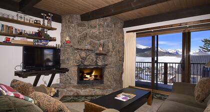 Ski-In / Out-Endgerät mit Bergblick; Umgestaltete Küche und Badezimmer