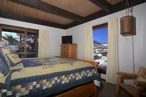 3 bedrooms, free WiFi, bed sheets