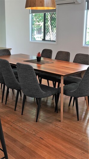 Familjehus - 2 sovrum | Matservice på rummet