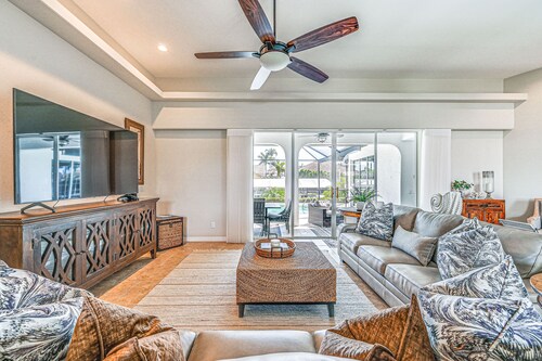 Marco Island Home w/ Screened Pool < 1 Mi to Beach