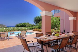 Villa (4 Bedrooms) | Extérieur