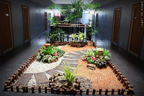 โรงแรมเมอร์เดอลอง