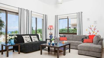 Vila (2 Bedrooms) | Interior