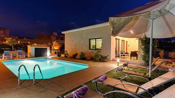 Villa (2 Bedrooms) | Exterior