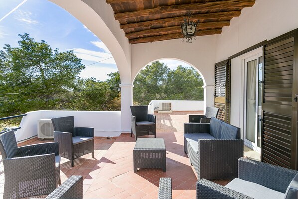 Terrace/patio - Villa Ben Parit in the center of San Antonio (Sant Antoni de Portmany)