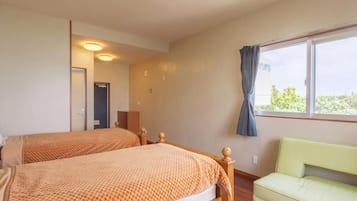 Basic-Zweibettzimmer | Blick vom Balkon