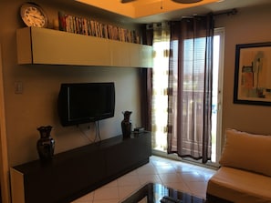 Living area - Jes & Warren's Place (Taguig)