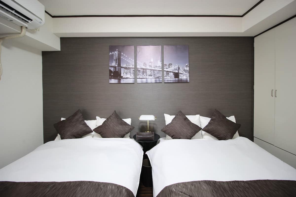 CO-301 | 1 bedroom, desk, iron/ironing board, free WiFi