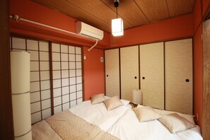 1 habitación, escritorio, tabla de planchar con plancha y wifi gratis