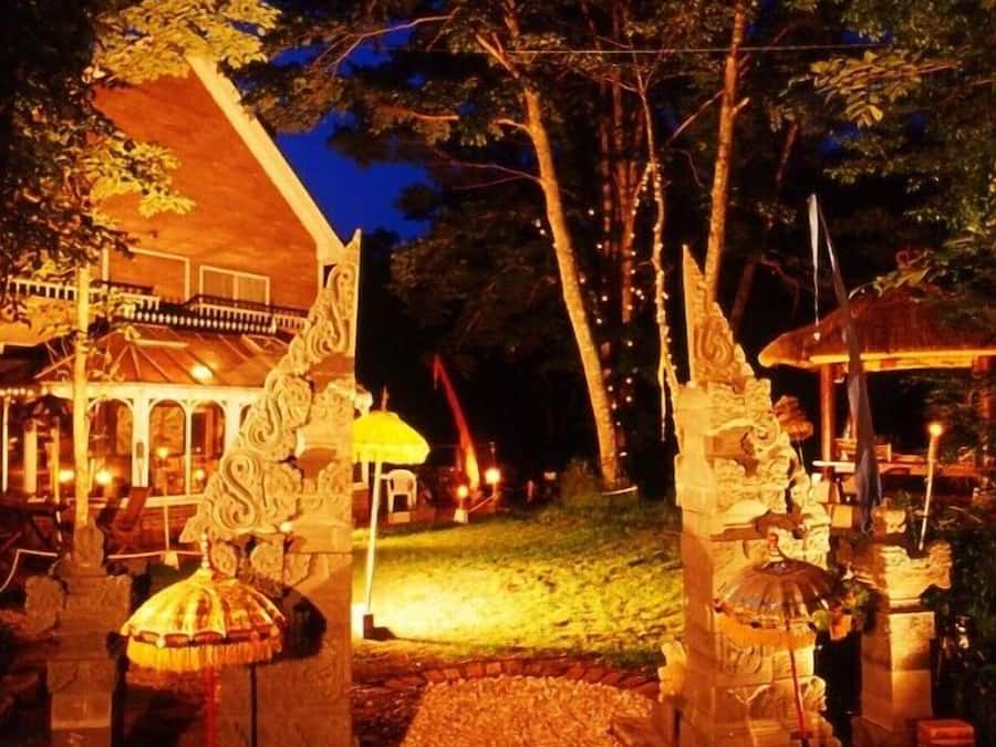 Façade de l’hébergement - soirée/nuit