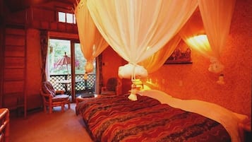 华丽三人房, 副楼 | 办公桌、免费 WiFi