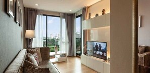 Suite Luxe, 1 chambre, non-fumeurs, coin cuisine | 1 chambre, fer et planche à repasser, Wi-Fi gratuit, draps fournis