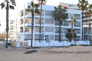 Exterior - Los Monegros (Peñiscola)