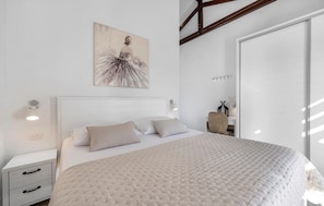4 bedrooms, in-room safe, travel cot, free WiFi - Lovely home in Dubrava with sauna (Dubrava)