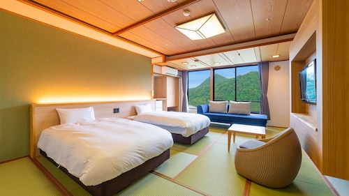 Ooedo Onsen Monogatari Premium Kinosaki