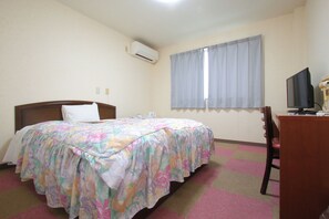 Desk, free WiFi, bed sheets - Business Hotel Amakusa (Kamiamakusa)