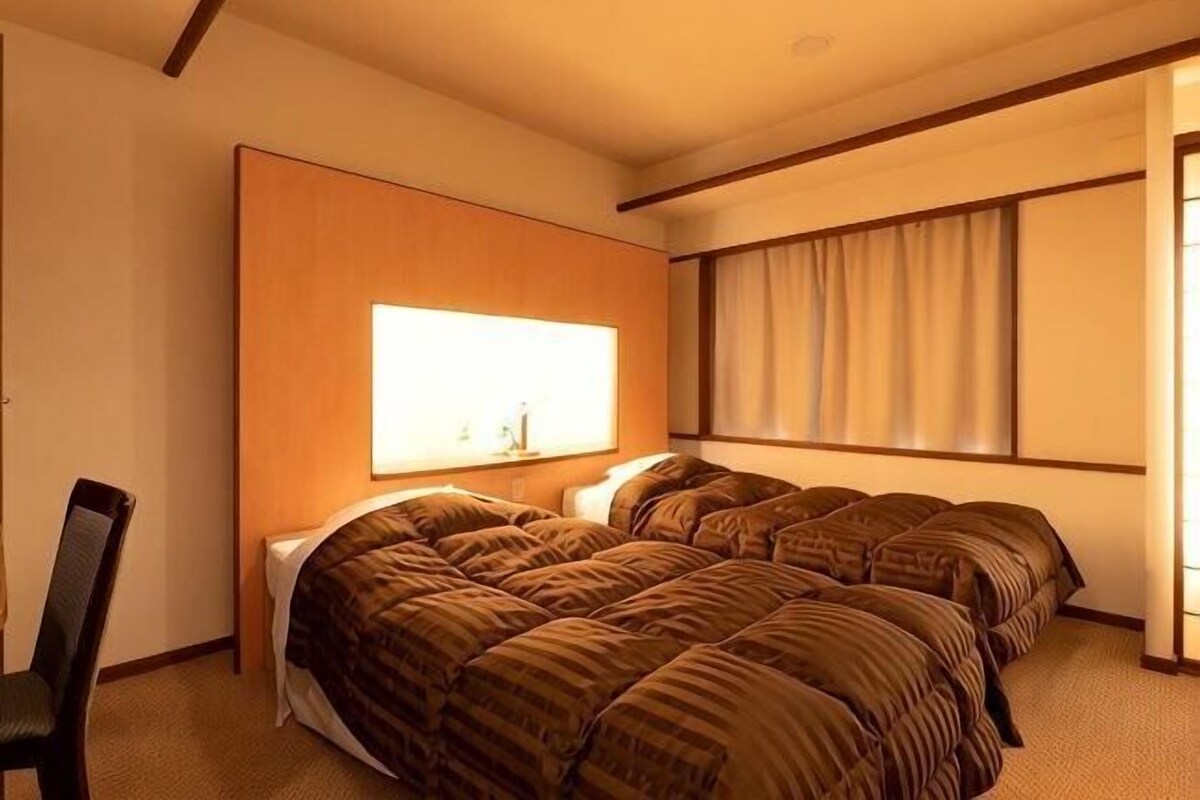 Coffres-forts dans les chambres, draps fournis