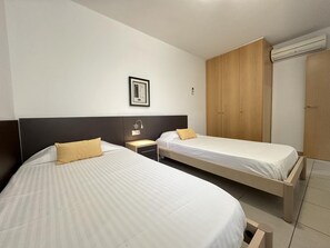 3 habitaciones, acceso a internet y ropa de cama 