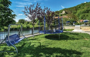 Property grounds - Nice home in Grab with WiFi (Grab)