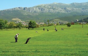 Golf - Beautiful apartment in Podstrana (Podstrana)