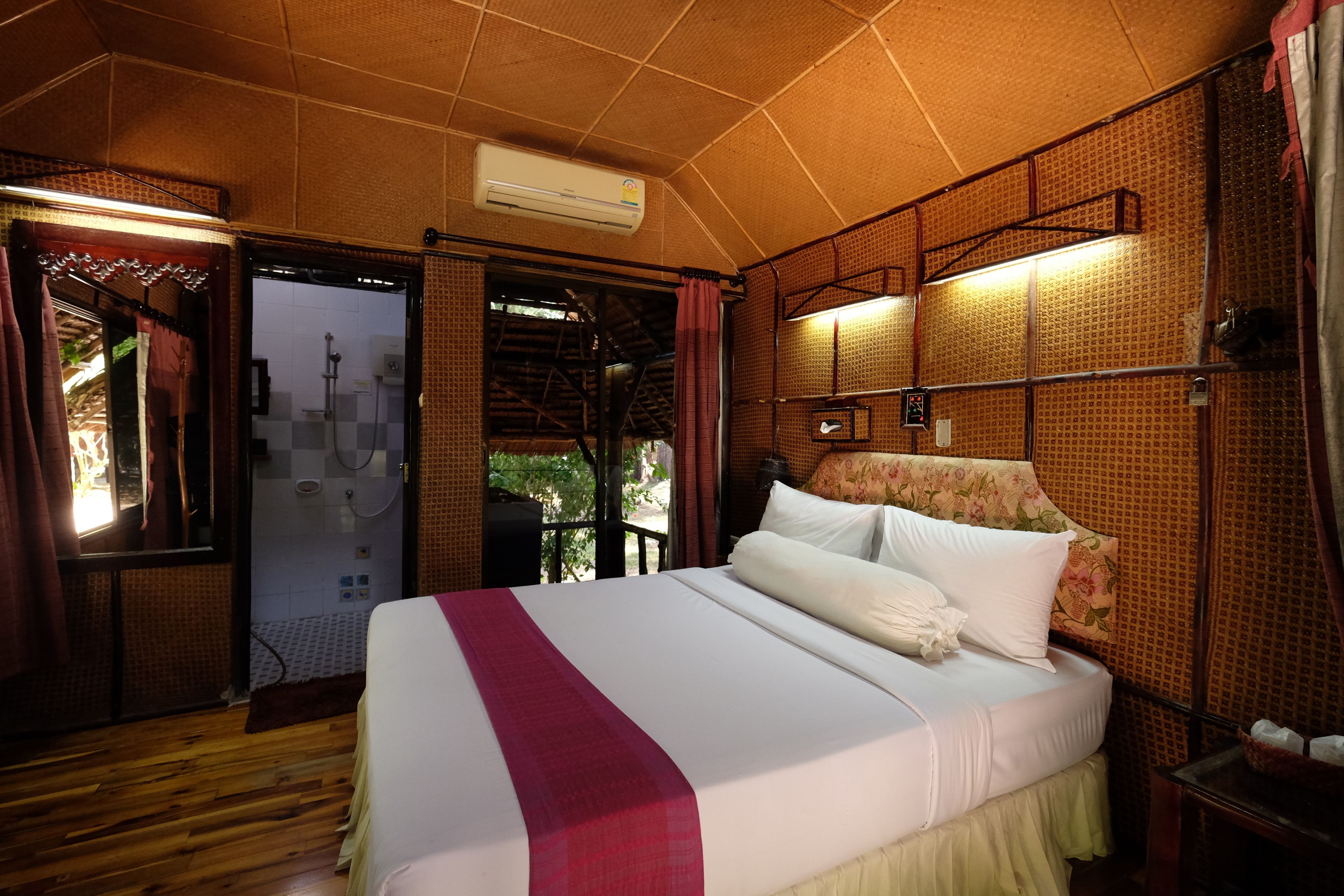 Bungalow | 1 bedroom, free WiFi