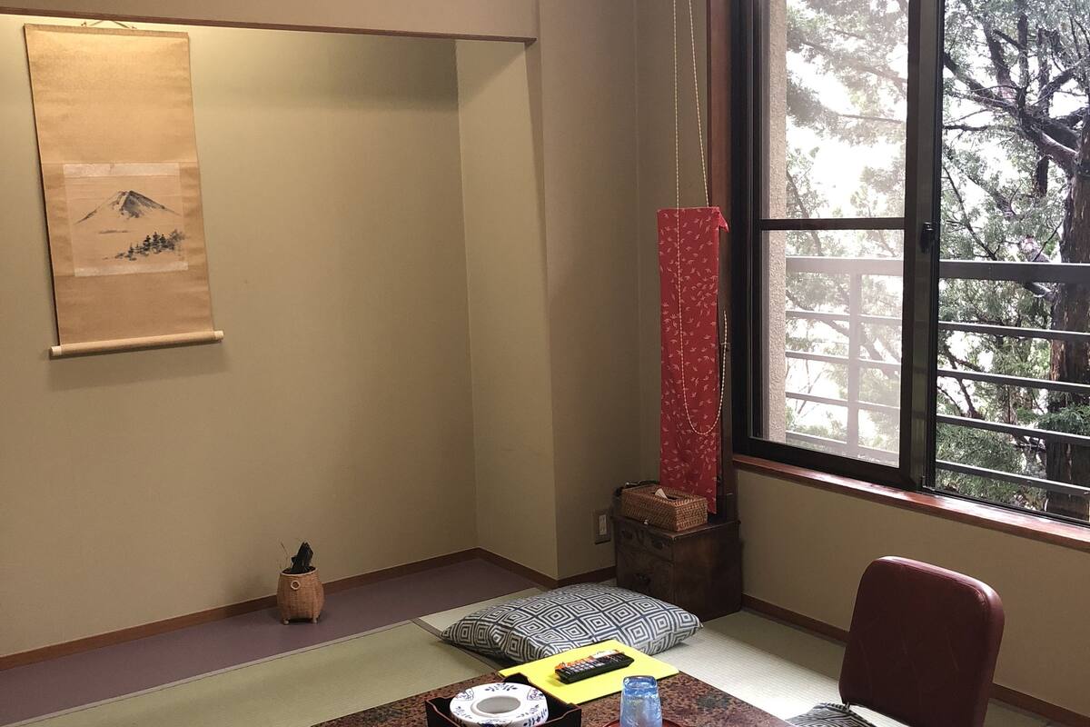 Quarto tradicional (Japanese Style, Standard) | Cofres nos quartos, Wi-Fi de cortesia