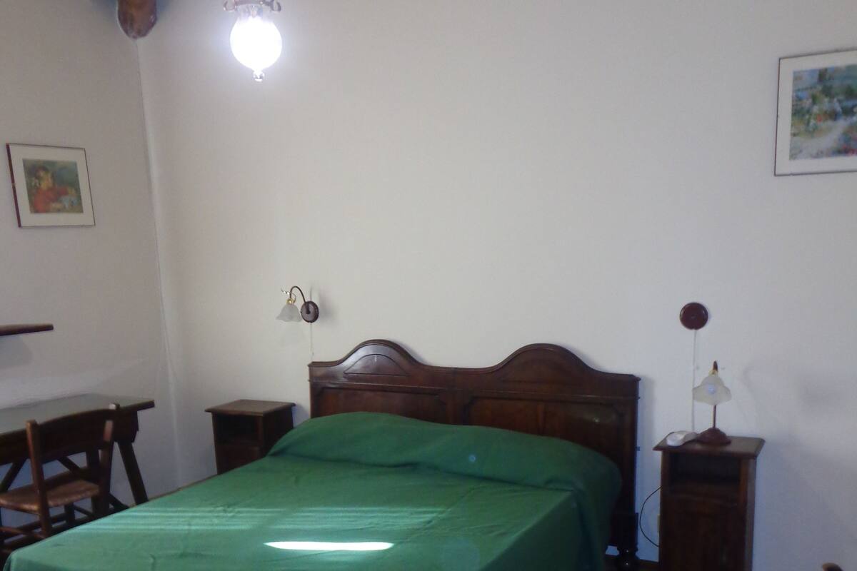 Classic Double or Twin Room, Garden View | Desk, free WiFi, bed sheets