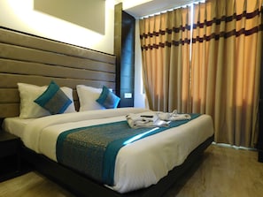 Executive Double Room, 1 King Bed, Private Bathroom, City View | Premium bedding, in-room safe, desk, free WiFi - Hotel Gauranga Nearest New Delhi Railway Station (New Delhi)