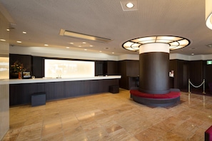Lobby - Kochi Hotel (Kochi)