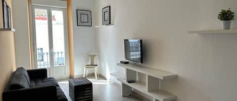 TV