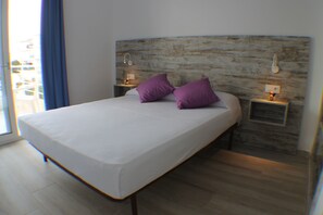 2 bedrooms, Internet, bed sheets
