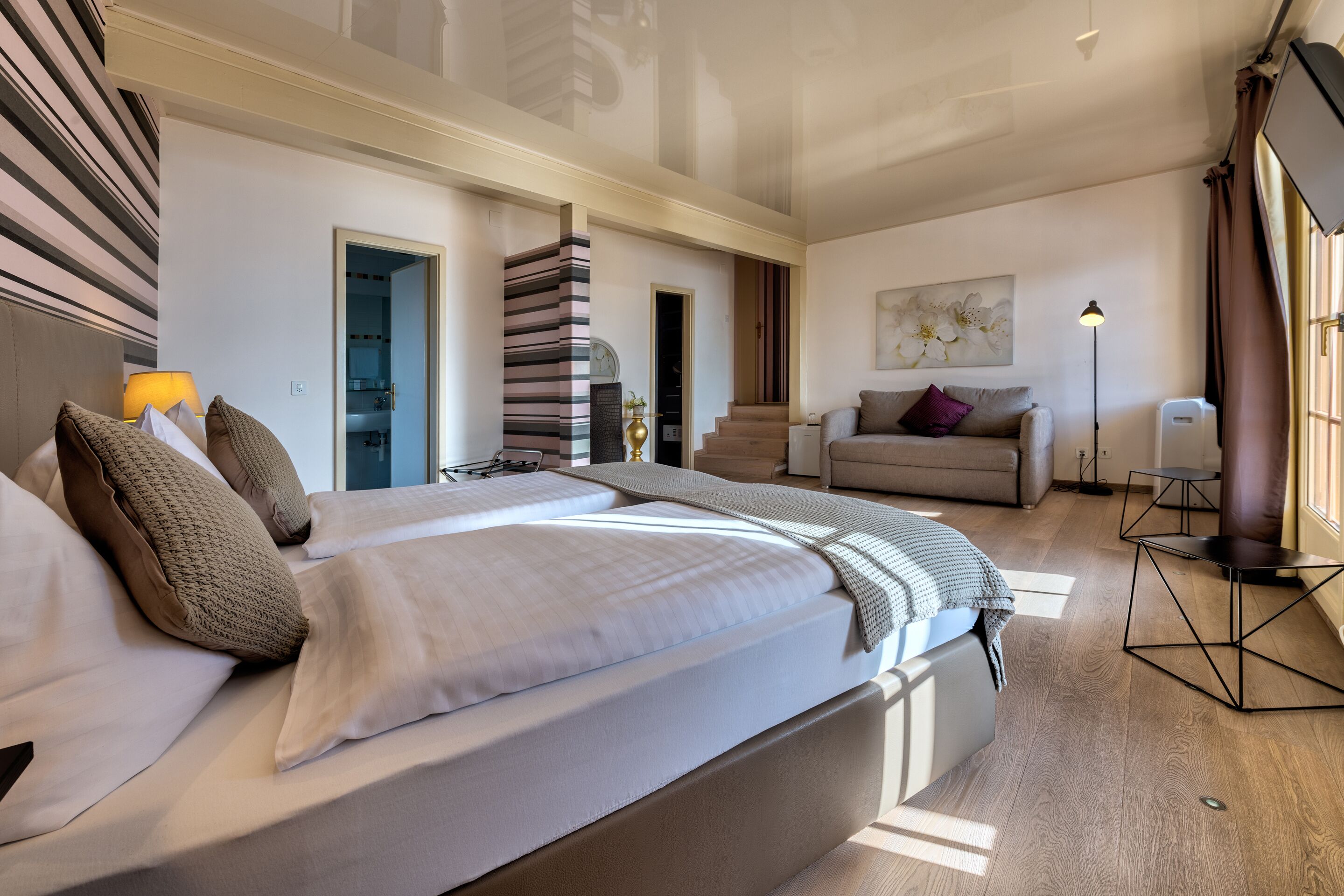 superior room, balcony, lake view | in-room safe, soundproofing, iron/ironing board, free wifi