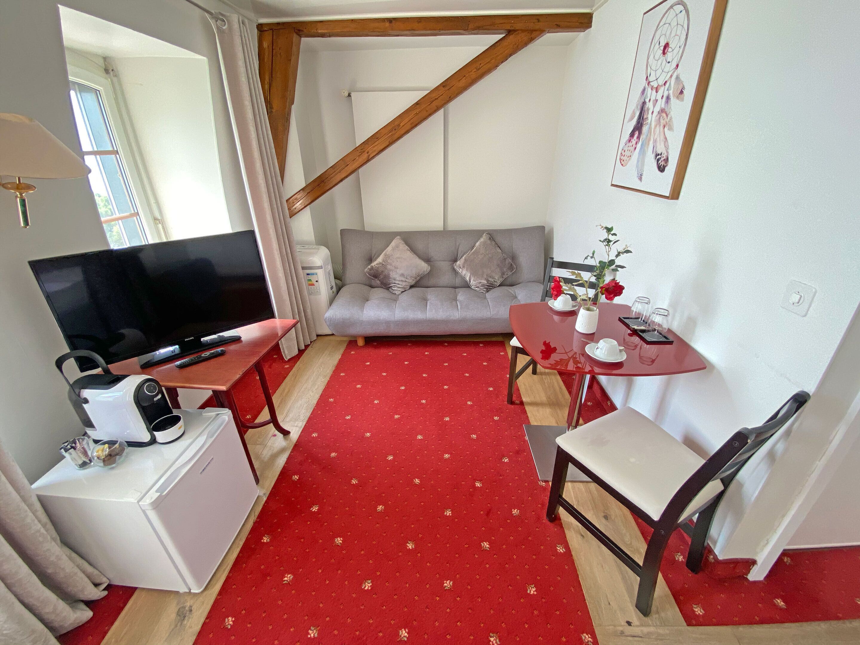 chambre standard, vue sur le lac | in-room safe, soundproofing, iron/ironing board, free wifi