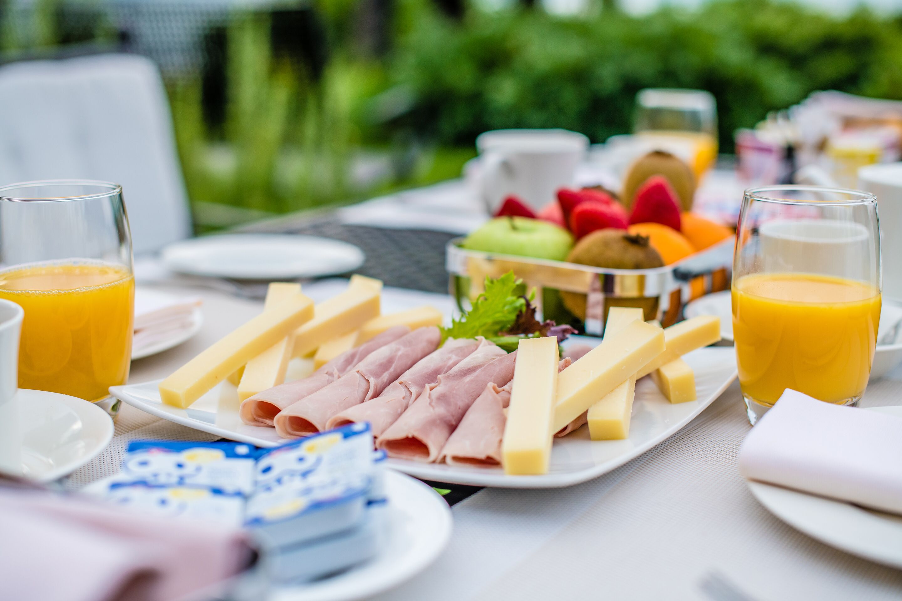 daily buffet breakfast (chf 20 per person)