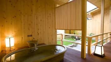 Tina de hidromasaje interior