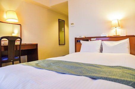 Room. Kuwana City Hotel