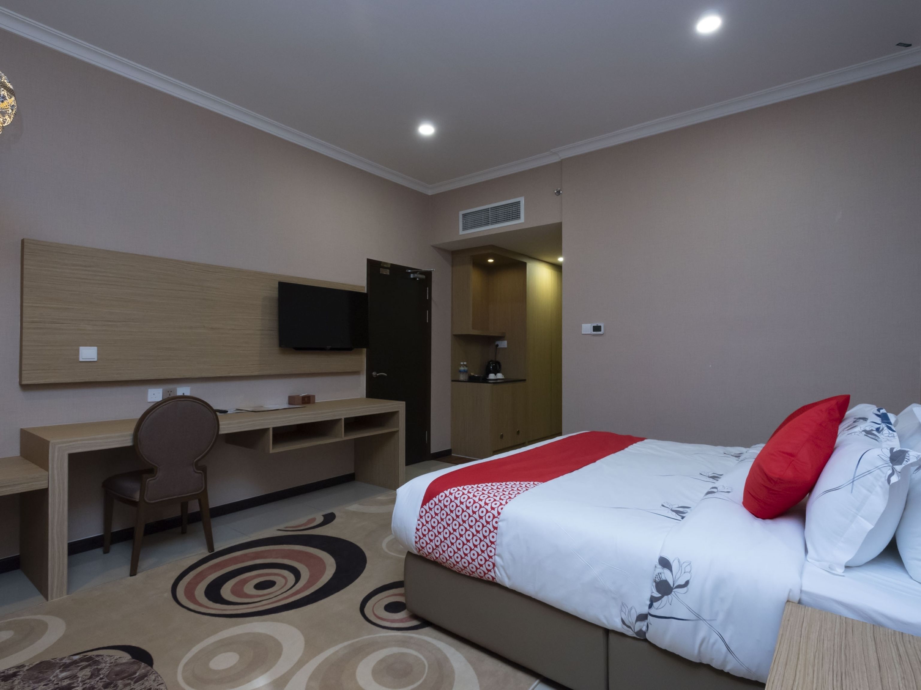 deluxe double room | free wifi, wheelchair access