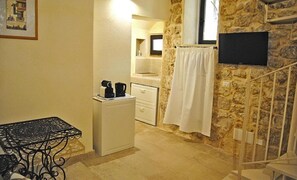 Minibar, desk, free cribs/infant beds, free WiFi - Borgo Hedone (Scicli)
