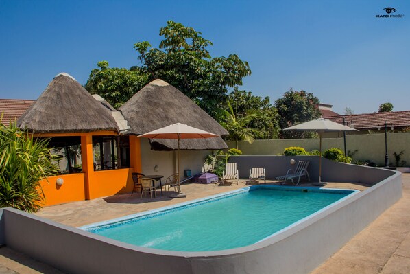 Outdoor pool, pool loungers