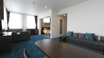 1 bedroom, laptop workspace, iron/ironing board, free WiFi