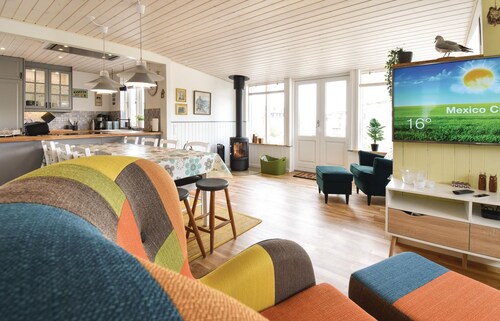 Awesome home in Nyborg with WiFi