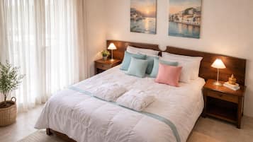 In-room safe, soundproofing, iron/ironing board, free WiFi