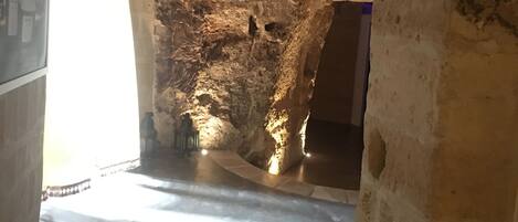 Sauna, hot tub, ruang uap, pemandian Turki/hammam, dan perawatan tubuh