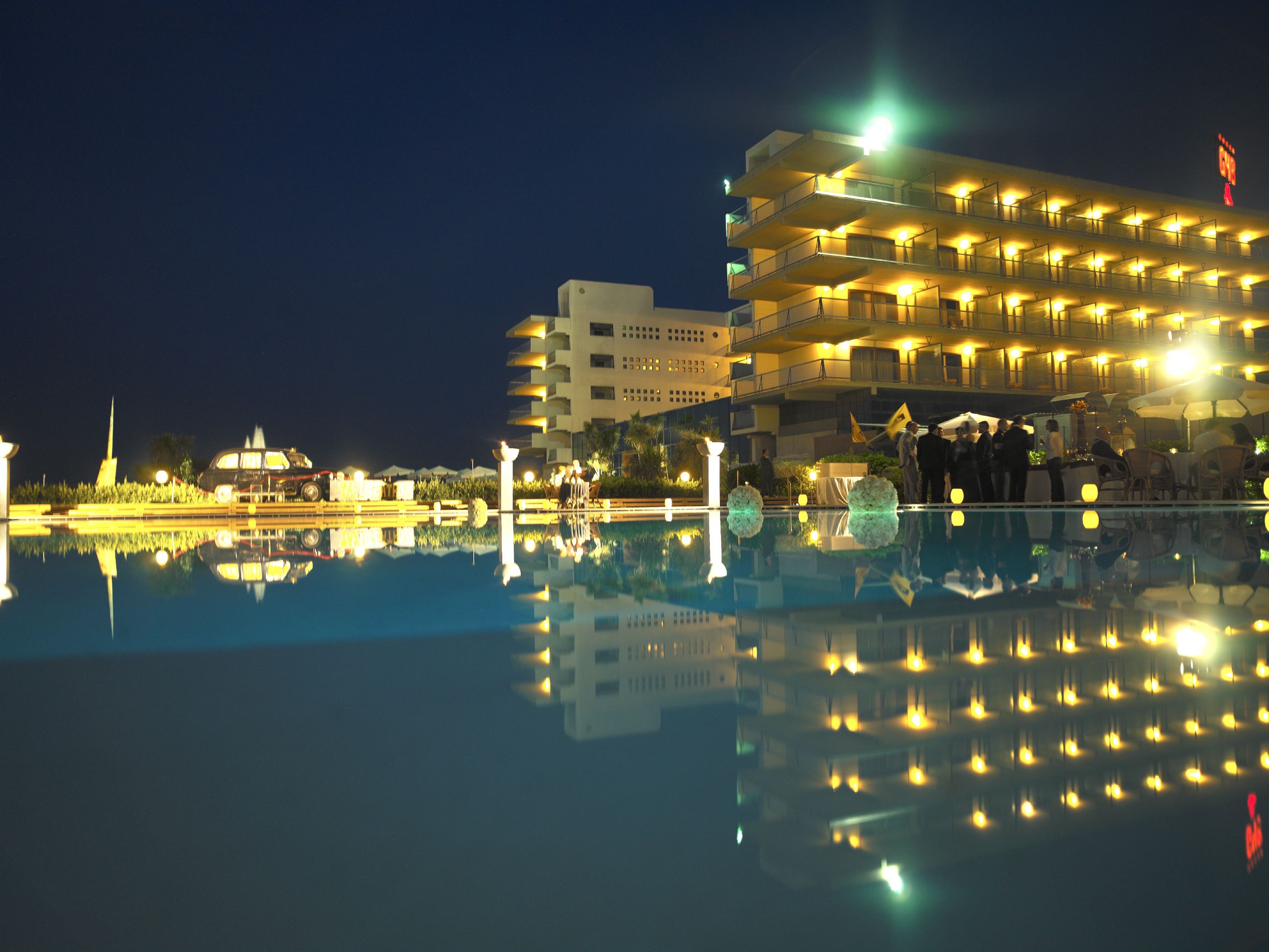 Piscine extérieure (ouverte en saison)