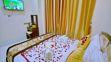 Sábanas de algodón egipcio y minibar