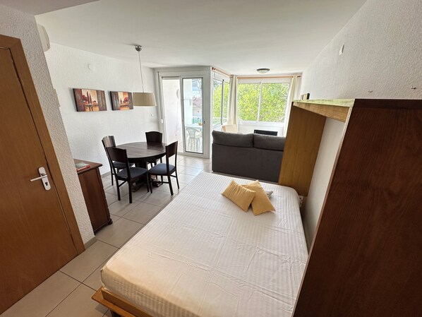 1 chambre, accès à Internet, literie fournie