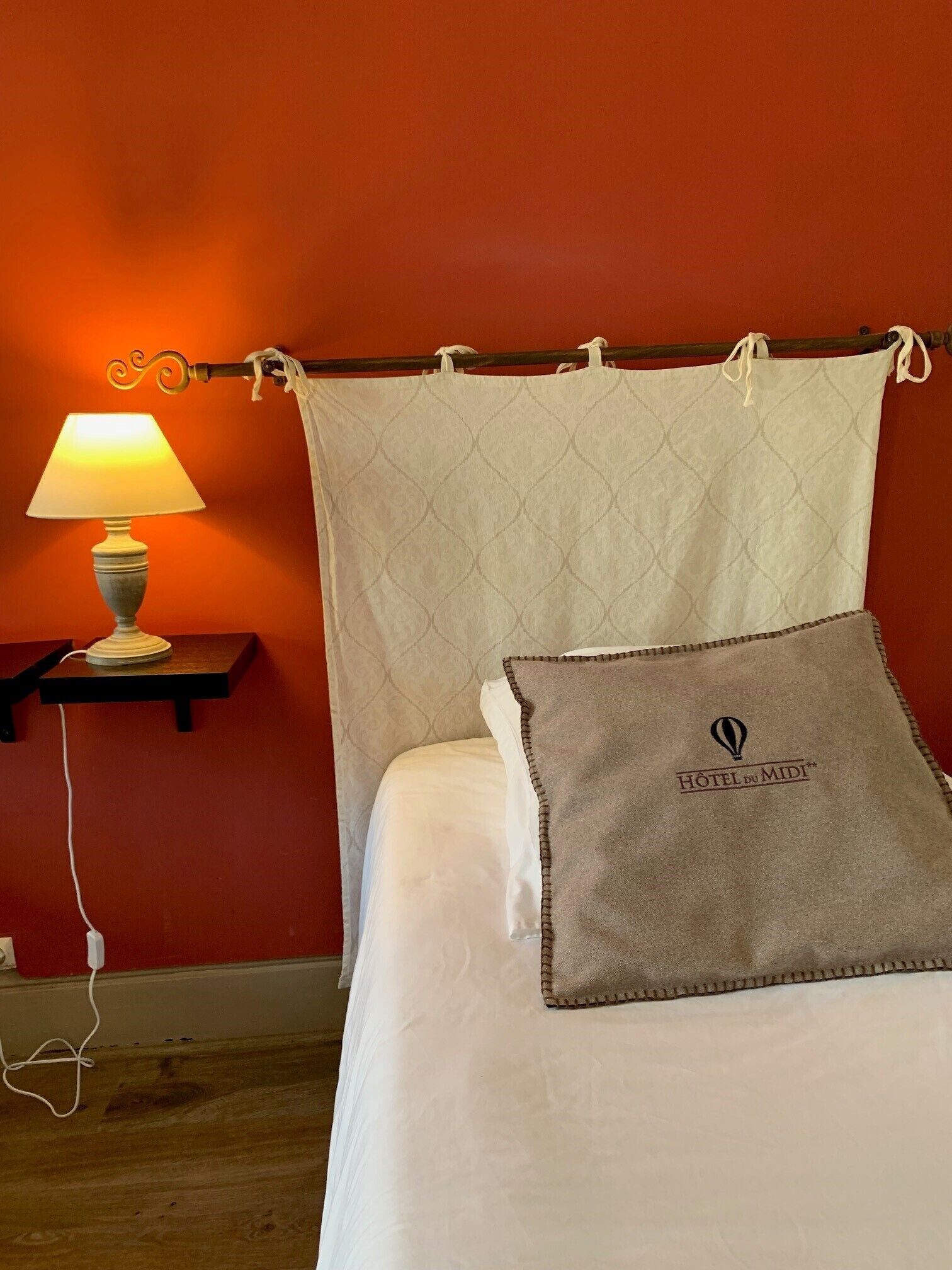 triple room | desk, blackout curtains, soundproofing, iron/ironing board